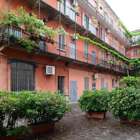 Comfortable, Silent And Charming Loft By The Navigli Apartman